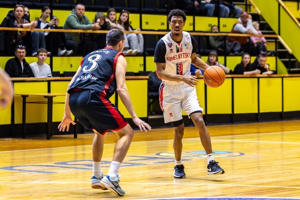 Кривбас додав до складу одного з кращих гравців минулого сезону Вищої ліги — Федерація баскетболу України