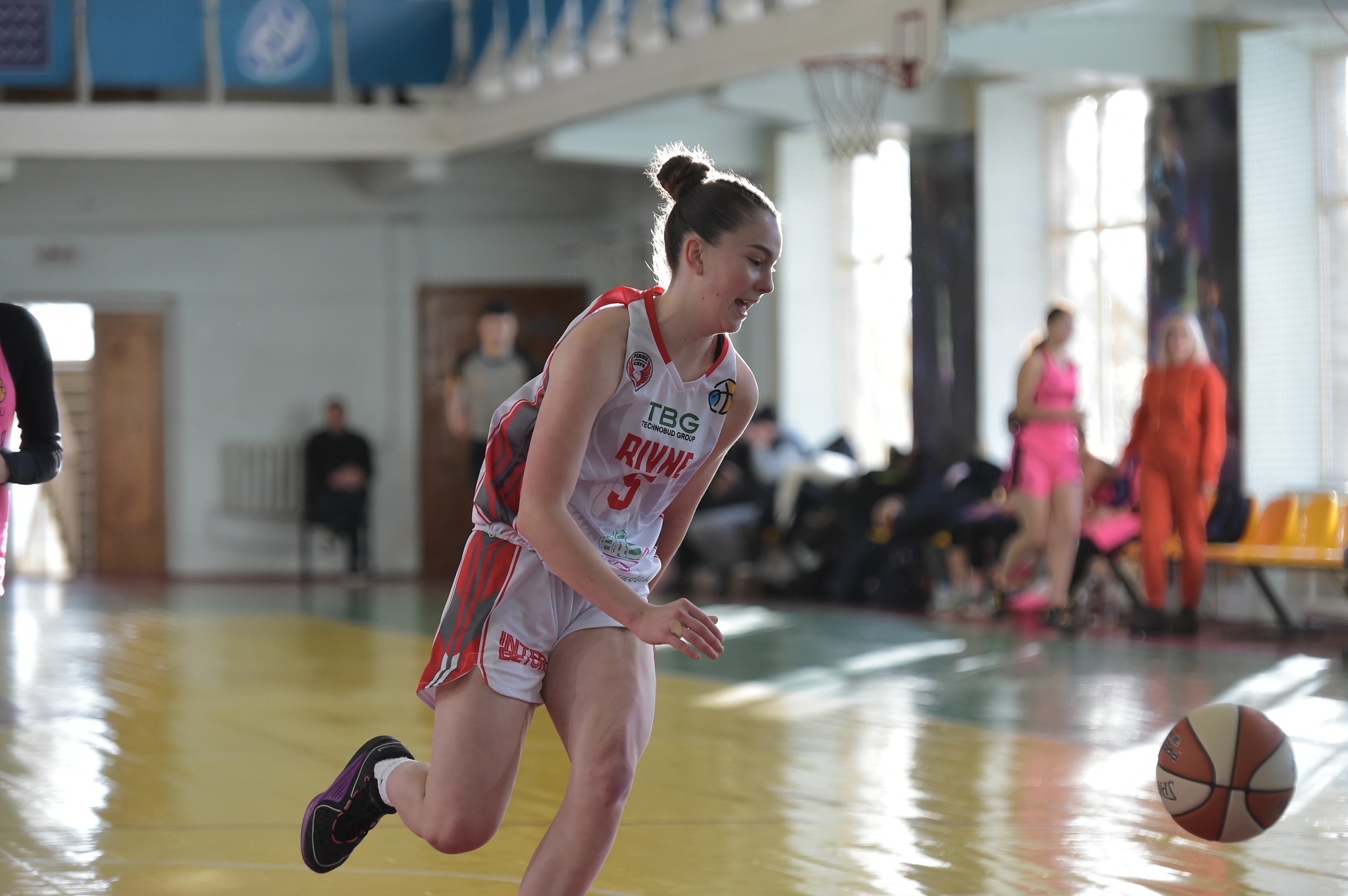 Жіноча Вища ліга: Рівне розпочало домашній тур перемогою — Федерація баскетболу України