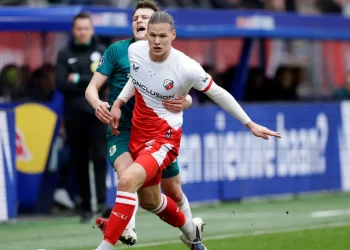 Степанов зіграв у основному складі Утрехта: чи забив українець і як завершився матч з Хераклесом — Футбол