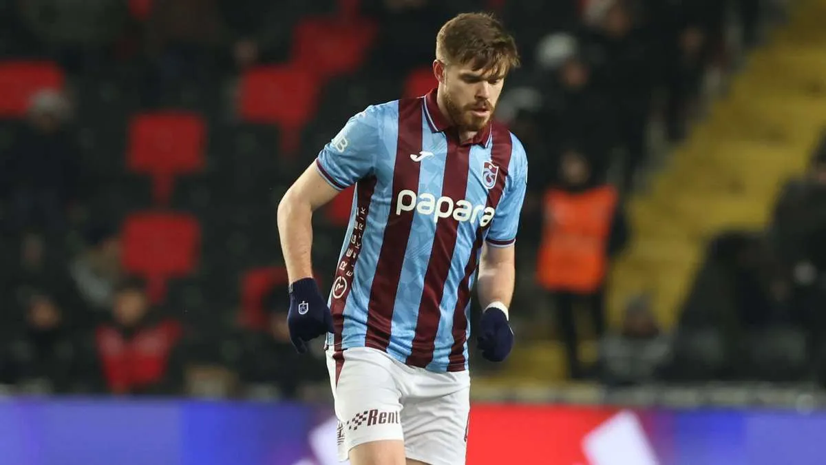 «Може знадобитися операція»: головний тренер Трабзонспора шокував заявою про Батагова