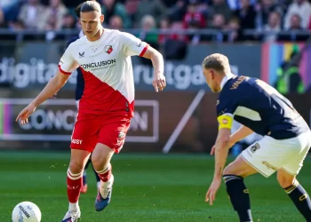 Степанов забив у ворота Гоу Ехед Іглс: український форвард втретє відзначився у першості Нідерландів — Футбол