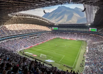 Матч потенційної групи України на чемпіонаті світу обіцяє стати історичним.