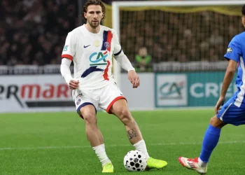 Оцінки Забарного за матч проти Меца: французькі ЗМІ прокоментували гру оборонця ПСЖ — Футбол