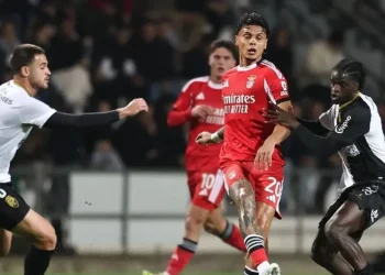 Бенфіка вийшла до 1/4 фіналу Кубка Португалії: Судаков отримав травму, Трубін був змушений рятувати ситуацію  — Футбол