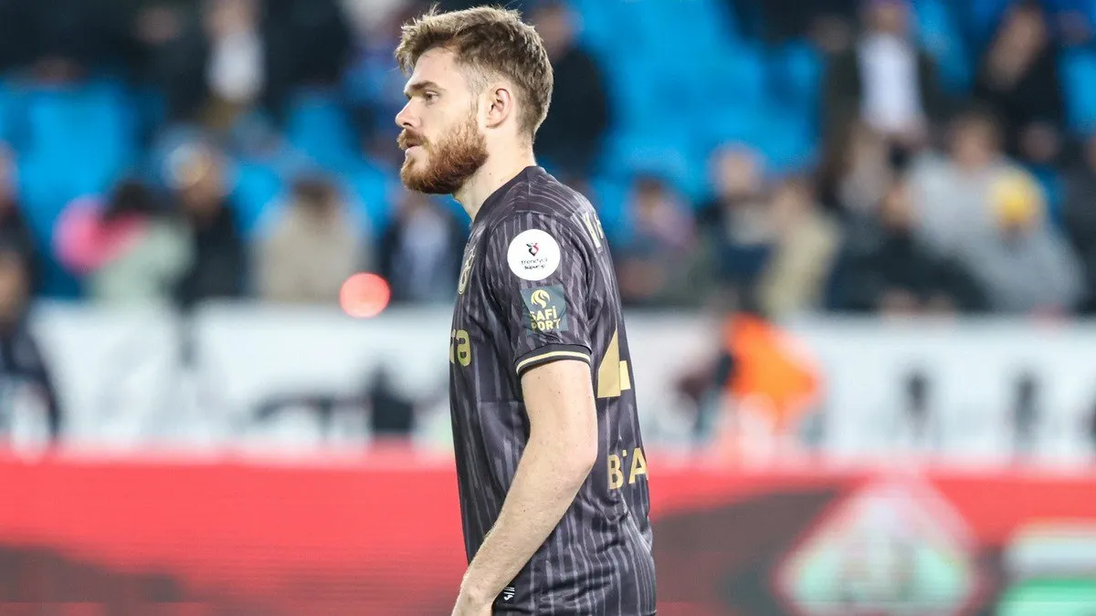 Батагов дізнався точний діагноз: Трабзонспор оприлюднив офіційну заяву щодо травми коліна захисника