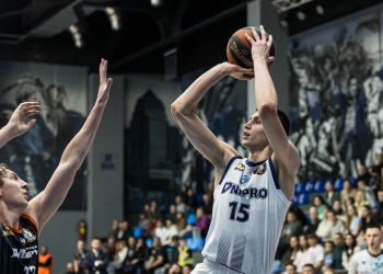 Дніпро виграв перший матч серії проти Черкаських Мавпи — Баскетбол