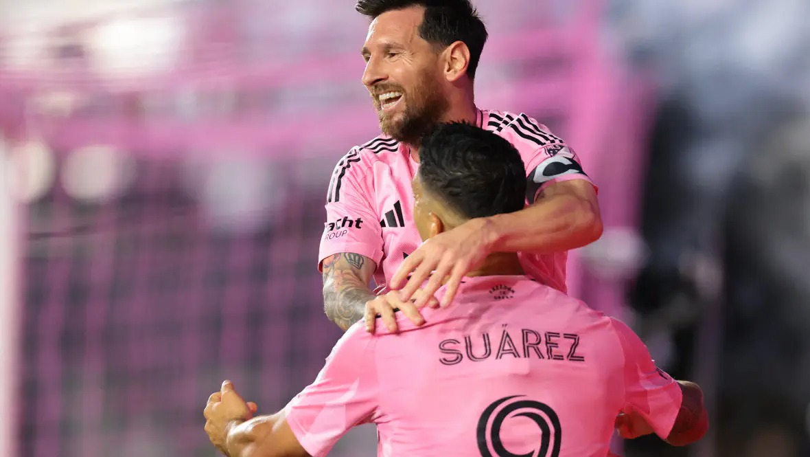 Дубль Месси помог «Интер Майами» стартовать с победы в плей-офф MLS