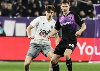 Спортивний психолог з Бельгії пояснив відсутність голів у Сікана в Андерлехті: «Навчіть мене, як треба робити» — Футбол