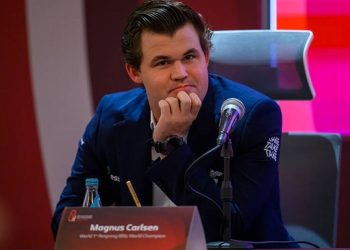 Магнус Карлсен становится чемпионом в быстрых шахматах — Шахи