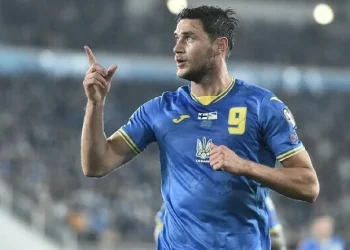 «Ми не заслужили»: Яремчук – про бойкот уболівальників і інсайд з роздягальні збірної України  — Футбол