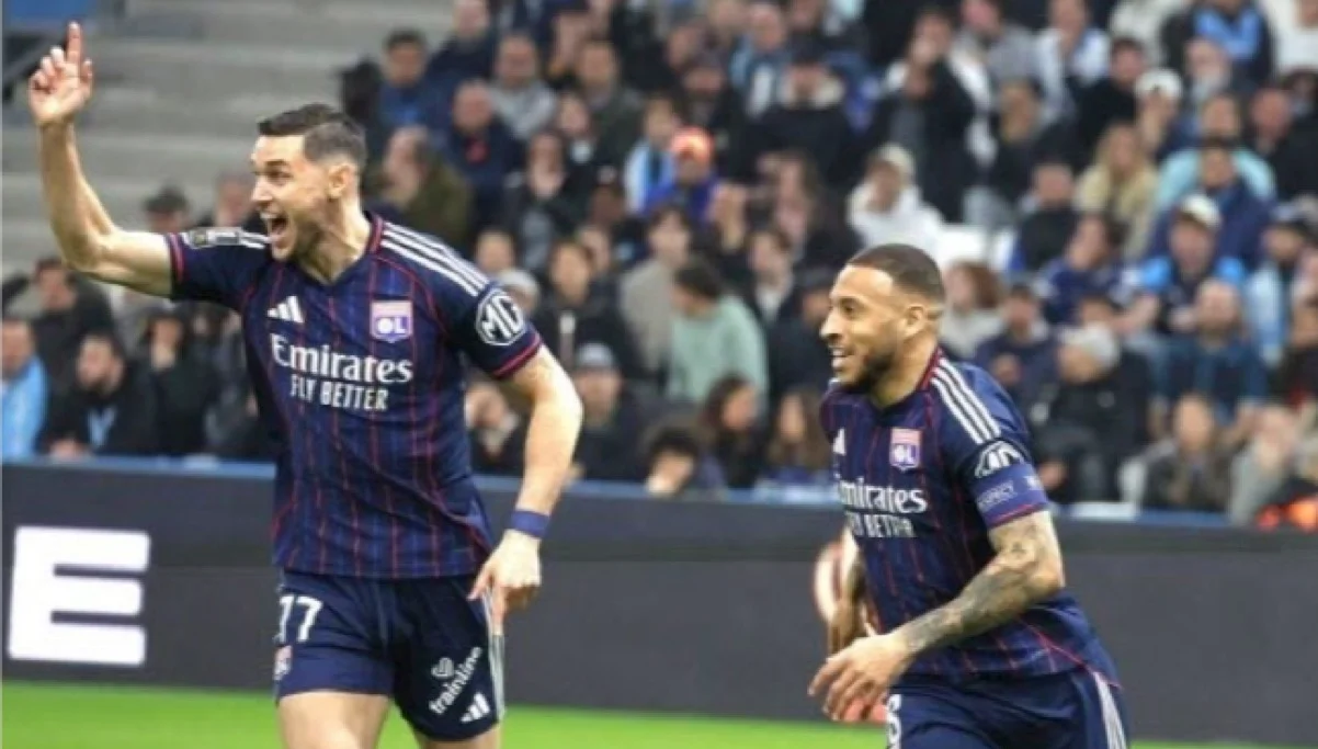 Роман Яремчук (ліворуч) / фото Рішара Муйо