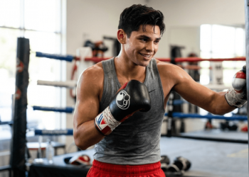 Раян Гарсія анонсував поєдинок проти Теофімо Лопеса | Останні новини боксу