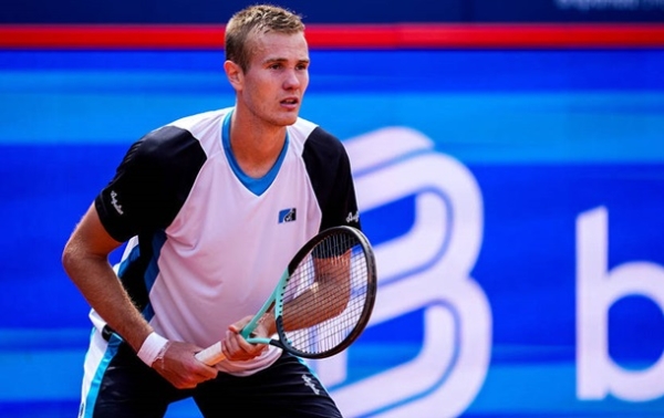 Сачко продолжает борьбу, выйдя в полуфинал турнира в Меце — Теніс