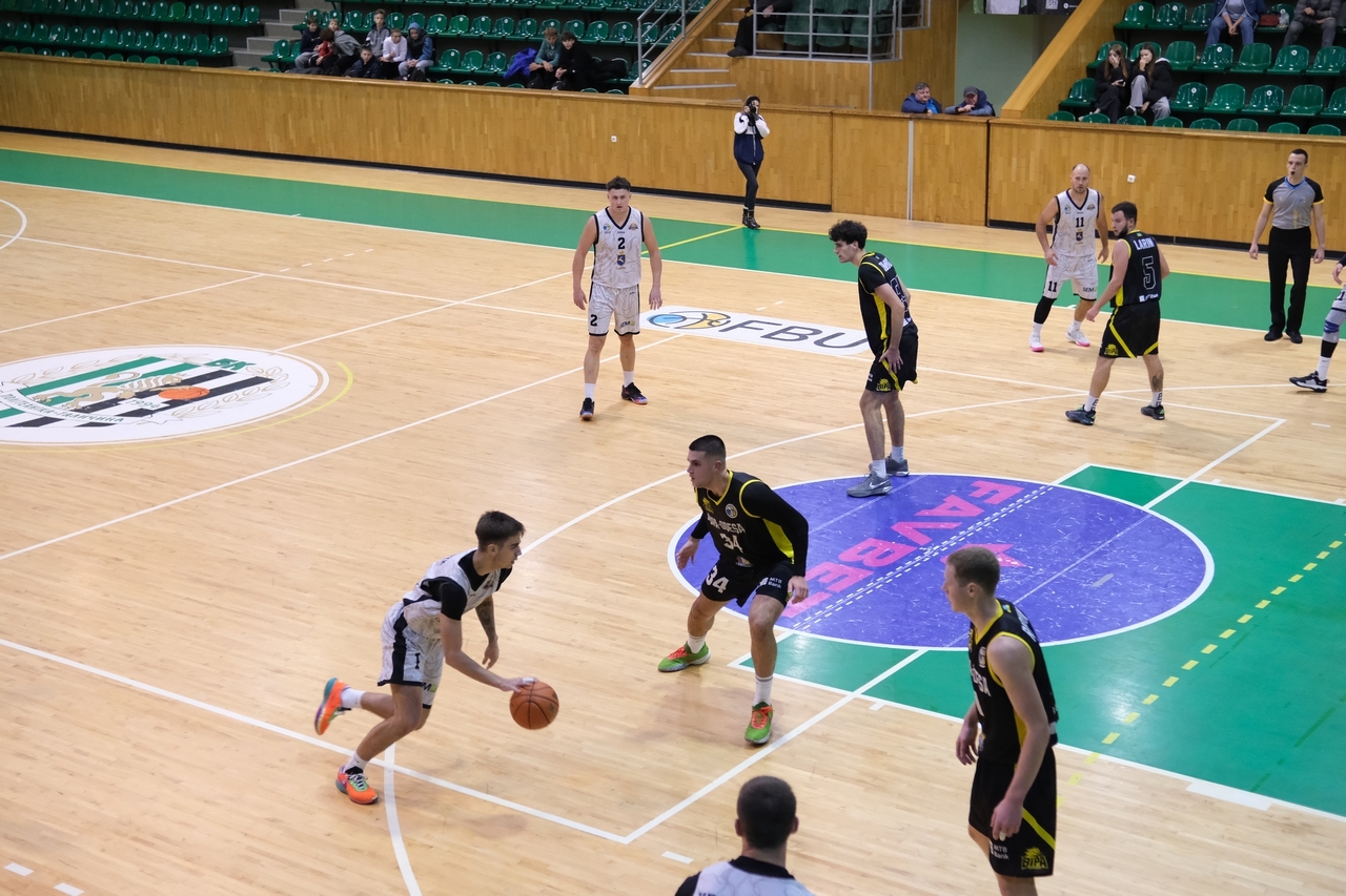 Самбір двічі здолав БІПУ у Вищій лізі: фотогалерея — Федерація баскетболу України