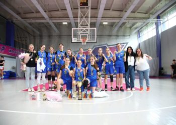 СДЮШОР з баскетболу-МОБІ захистила звання чемпіонок ВЮБЛ серед дівчат 2012 року — Баскетбол