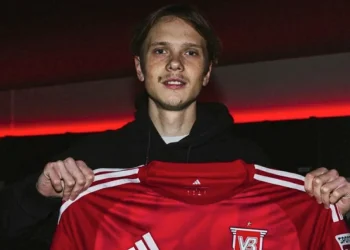 Шахтар офіційно відпустив захисника до Європи  — Футбол