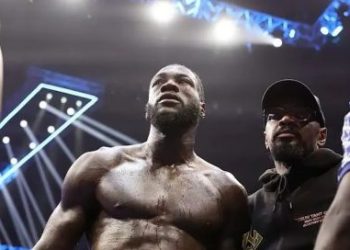 Уайлдер заявив про готовність битися з Усиком | Останні новини боксу