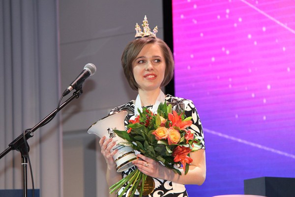 Коронация в России: В Сочи наградили украинскую чемпионку мира по шахматам