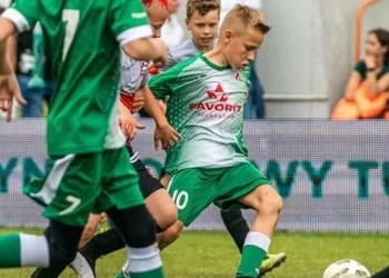 Українець підписав контракт із Ліверпулем – це його не перший клуб у Європі  — Футбол