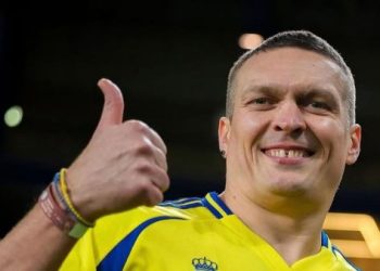 Усик на порозі історичної угоди: чемпіон може стати обличчям Zuffa Boxing | Останні новини боксу